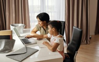Why Your Childcare Center Needs a Parent-Teacher Communication App